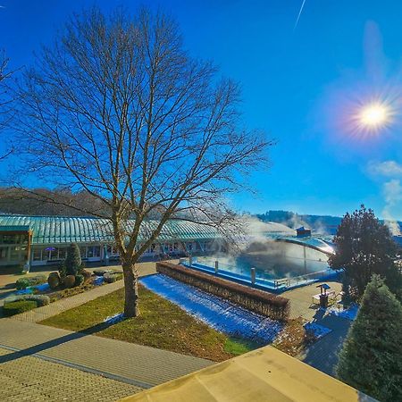 Ferienwohnung Harmonia Vendeghaz 100 Meterre Az Igali Gyogyfuerdotol Exterior foto
