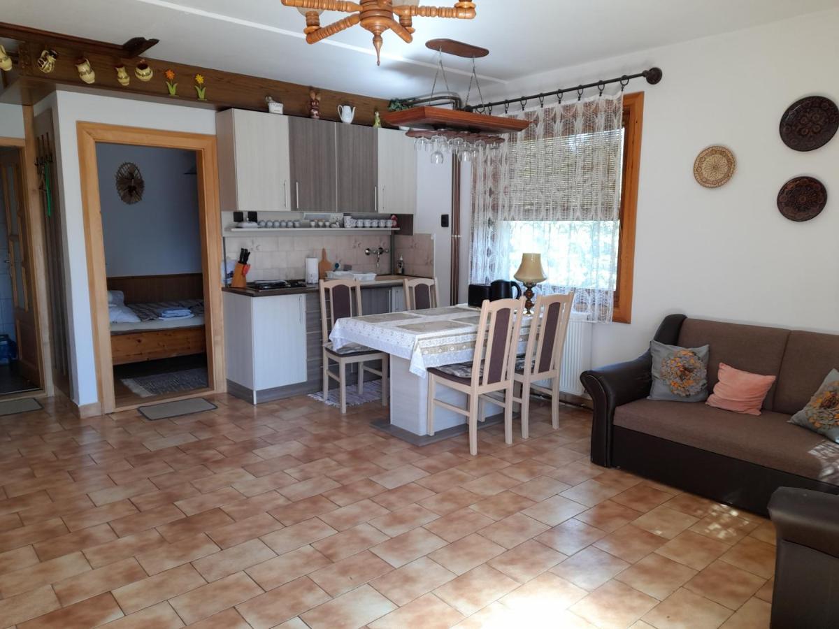 Ferienwohnung Harmonia Vendeghaz 100 Meterre Az Igali Gyogyfuerdotol Exterior foto