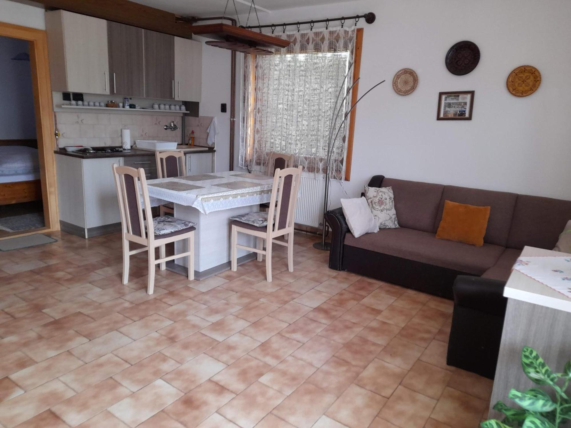 Ferienwohnung Harmonia Vendeghaz 100 Meterre Az Igali Gyogyfuerdotol Exterior foto